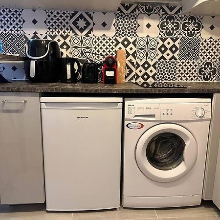 Studio Moderne Proche Disney Land บุสซี-แซ็ง-ฌอร์ฌ ภายนอก รูปภาพ