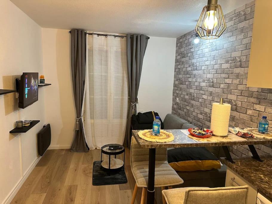 Studio Moderne Proche Disney Land บุสซี-แซ็ง-ฌอร์ฌ ภายนอก รูปภาพ